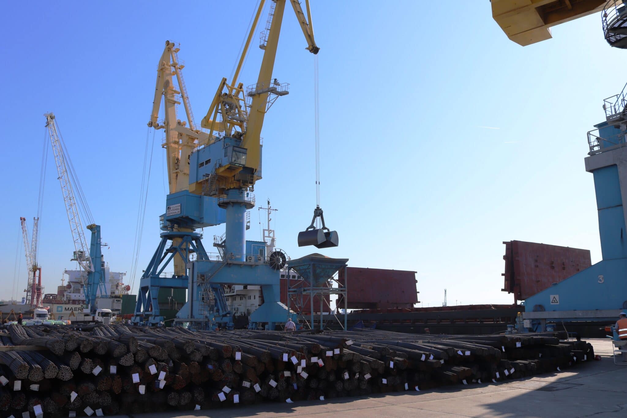 Albanian ports see reduced cargo traffic in April 2022